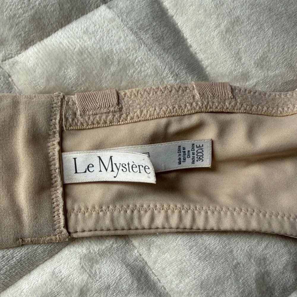 Le Mystere Nude 6 Ways to Wear Plunge Push-Up Bra - Women Intimates 36DD (E)